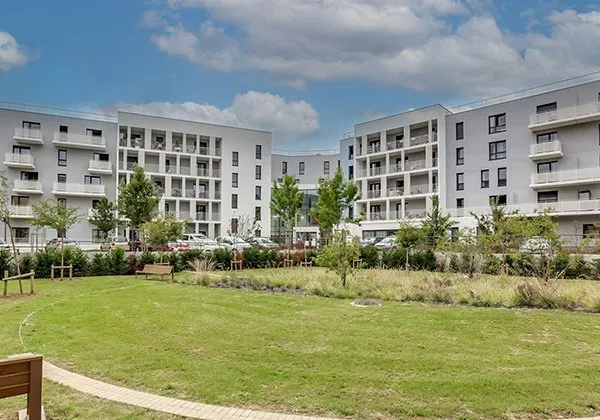 Appartement vendu loué Loyer garanti : 1 597 EUR / trimestre