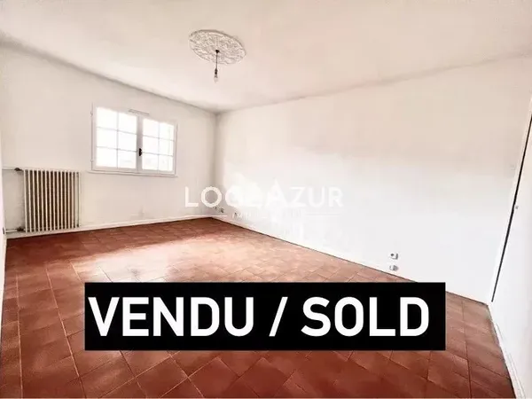 VENTE APPARTEMENT VALLAURIS - 1 CHAMBRE - PARKING PRIVÉ
