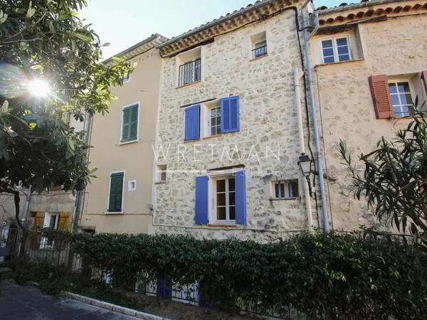 Maison de village avec terrasse - Fayence