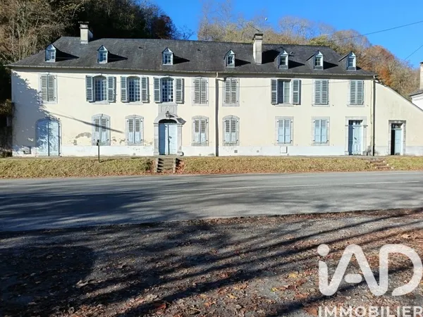 Maison 12 pièces 383 m²