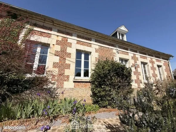 Maison 7 pièces 226 m²