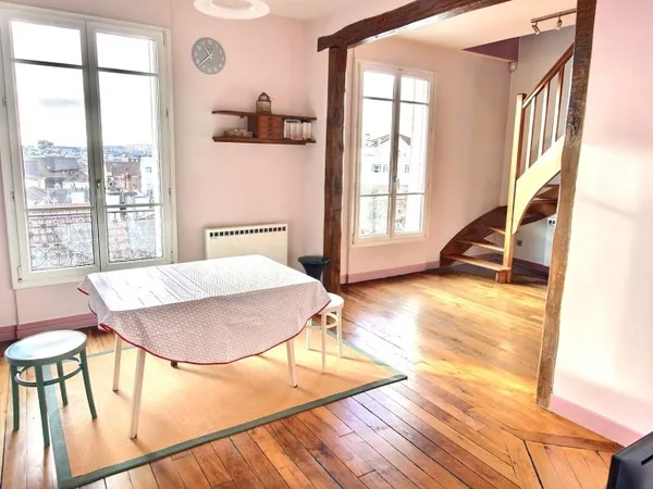 Appartement 5 pièces 97 m²