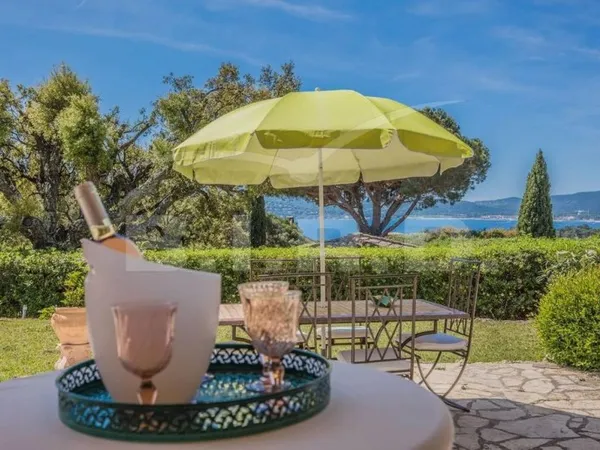 Villa 5 pièces 200 m²