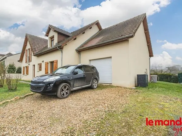 Maison 6 pièces 206 m²