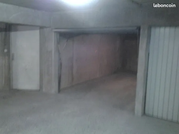 Loue garage 100 euros