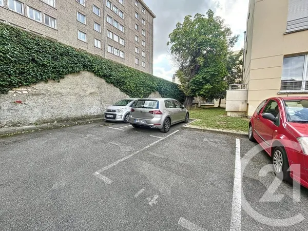 Parking 10 m²