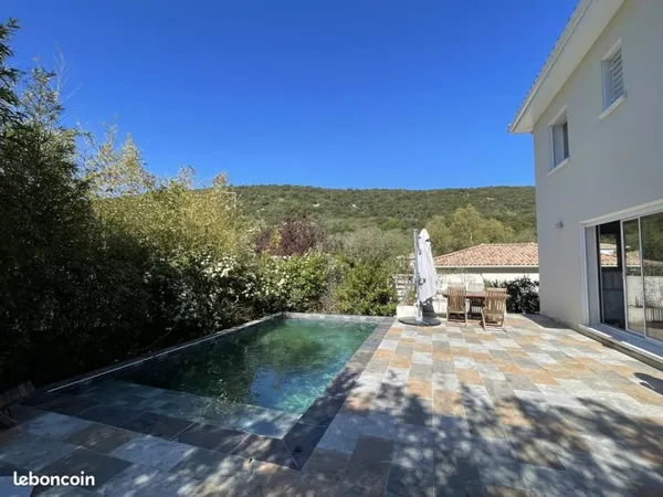 Villa 5 pièces 115 m²
