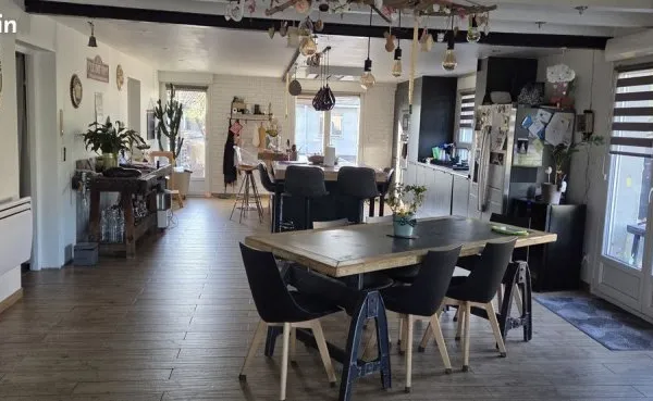 Maison 5 pièces 198 m²