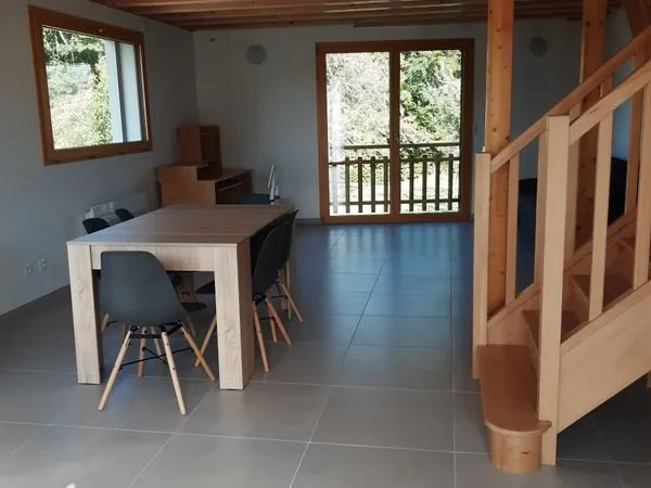 Maison meublée - calme absolu - vue dégagée proche Genève
