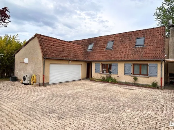 Maison 8 pièces 195 m²