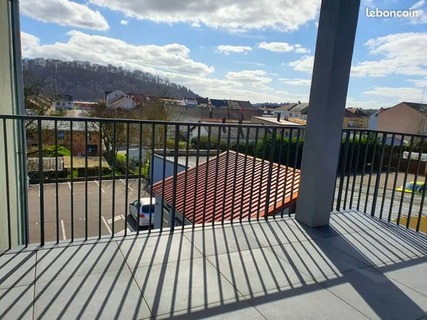 Appartement F4 avec terrasse