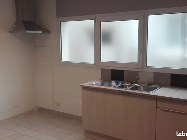 Loue maison mitoyenne 65m2