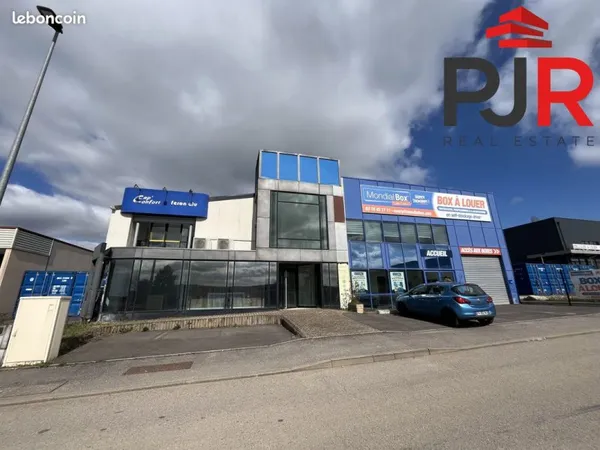 Local 1375 m² Seichamps