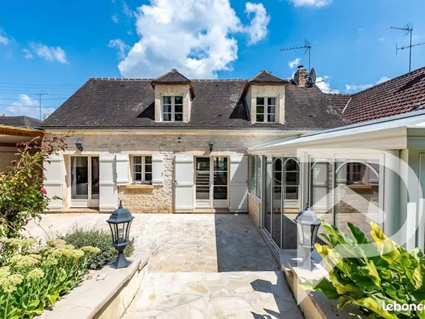 Maison 6 pièces 140 m²