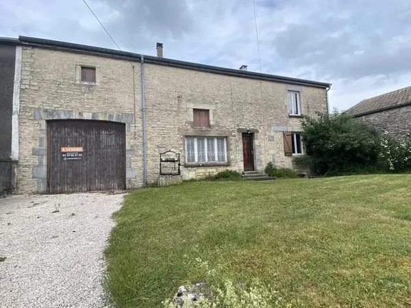 Maison de village de plain pied