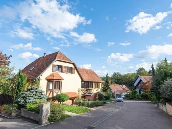 Maison 10 pièces 236 m²