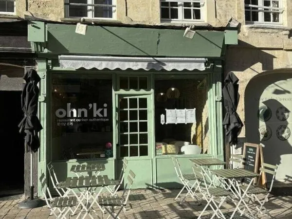 Boutique 30 m²