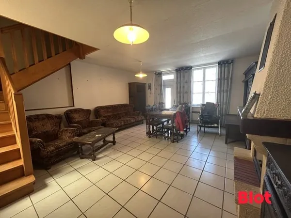 À VENDRE CANCALE - MAISON T6 EN PIERRE