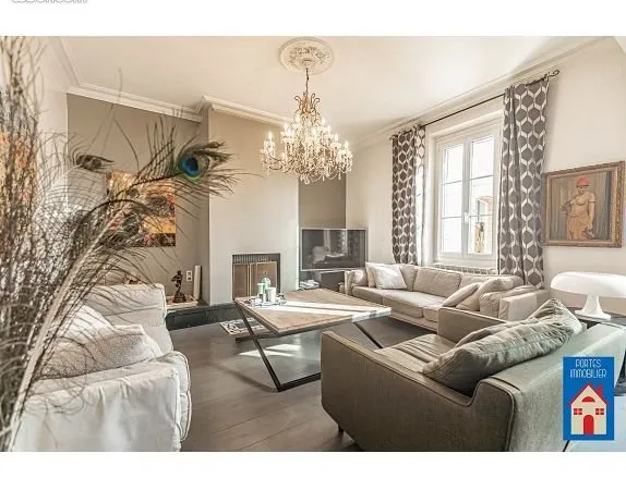 Maison 6 pièces 191 m²