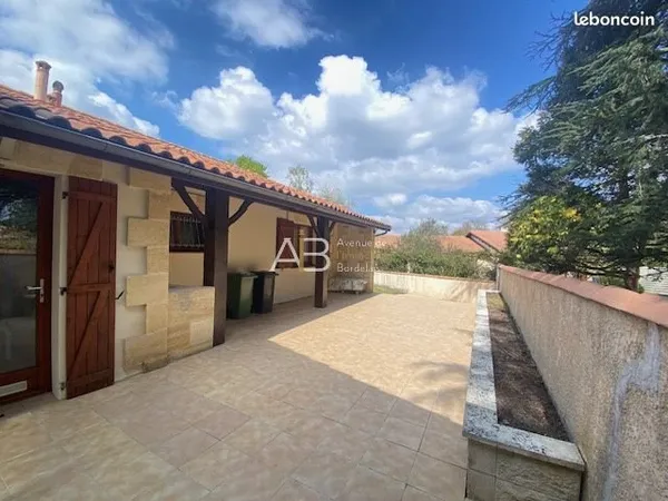 Maison 6 pièces 230 m²