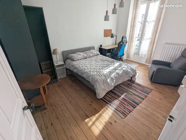 Appartement T3 60m² meublé centre ville St serge 2 chambres