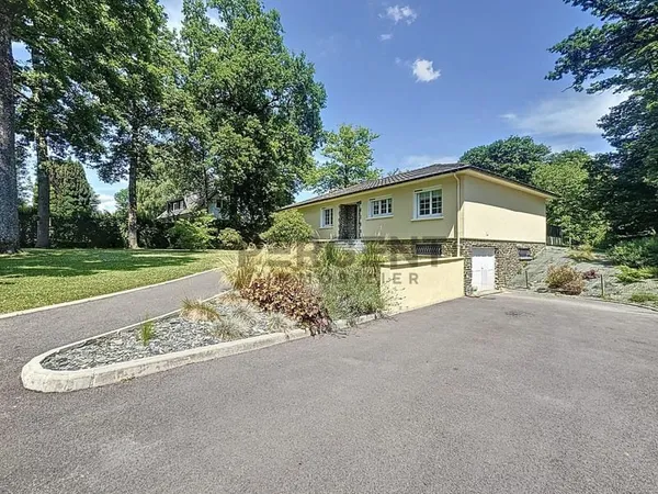 Maison 6 pièces 140 m²