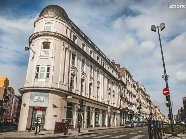 PETIT BUREAU À LOUER dans colocation - Roubaix