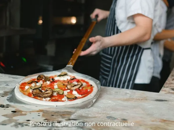 AXE ANNECY GENEVE PIZZERIA A EMPORTER 40 M²
