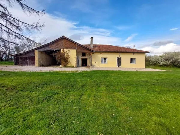 Belle Fermette Renovee Avec Un Splendide Parc De 7000 M² Secteur "Proche Le Fousseret"...
