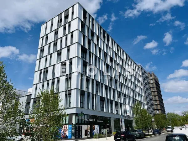 BUREAUX NEUFS - 542 m² divisibles à partir de 271 m²