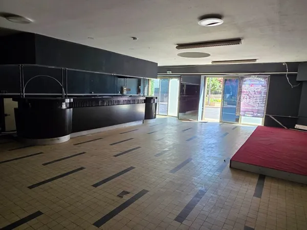 Local commercial 80m²