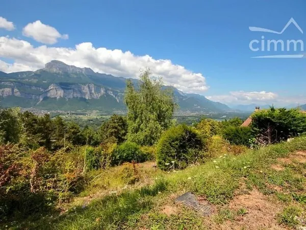 Vente terrain constructible entièrement viabilisé