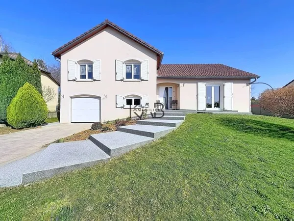 FONTOY : Coup de coeur ! Maison individuelle - 6 pièces - 132