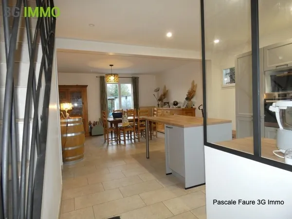 Maison traditionnelle 7 pièces