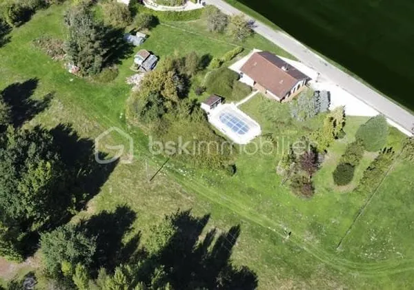 Maison 4 pièces 230 m²