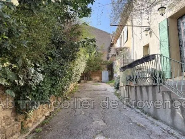 Villa 5 pièces 104 m²