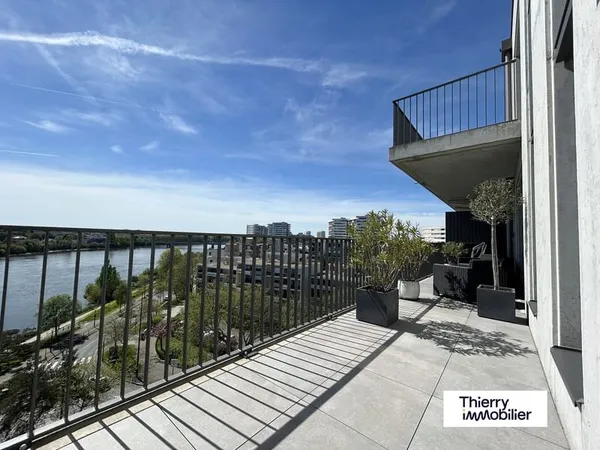 Appartement Nantes 4 pièces Terrasse Ile de Nantes106 m2
