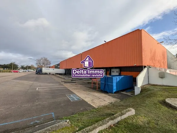 LE GRAND QUEVILLY (76) - Locaux d'activités d'une superficie to