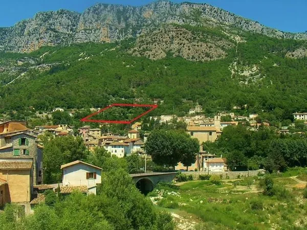 Terrain avec permis pour deux maisons