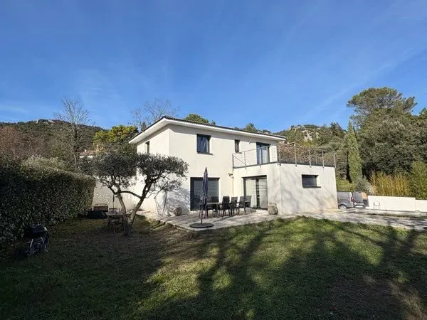 Villa contemporaine sur hauteur d'Anduze