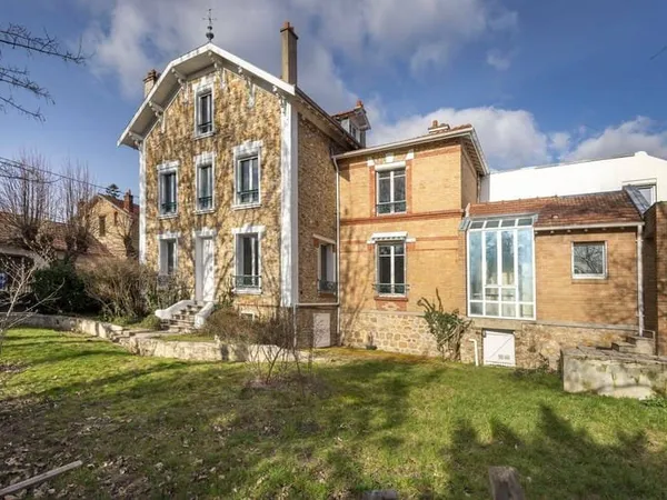 Maison 9 pièces 160 m²