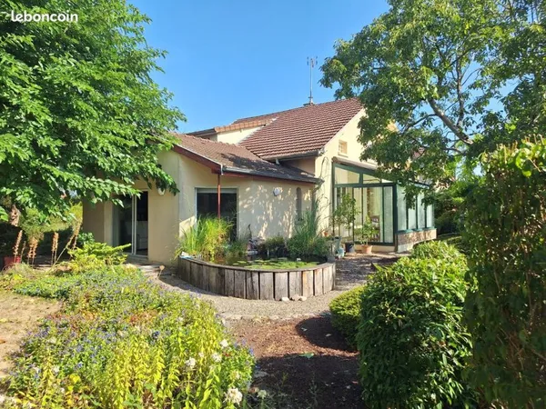 Maison rénovée de 220m2