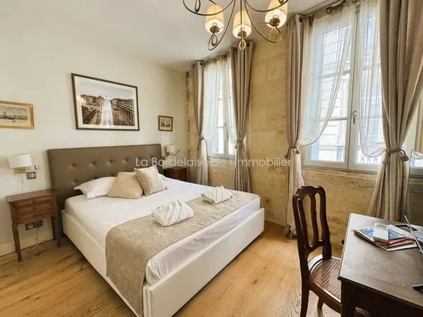 Immeuble en commercialité 2 Appartements