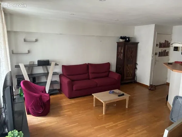 Loue appartement de standing métro ampère