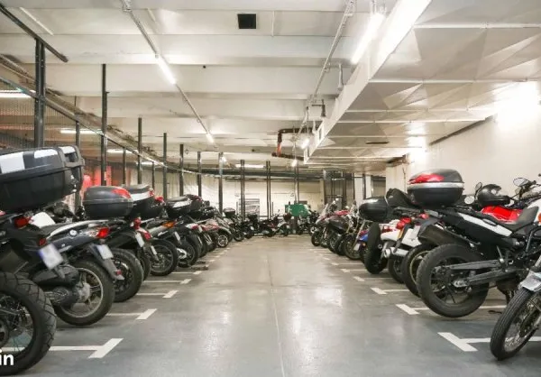 Parking moto Glacière