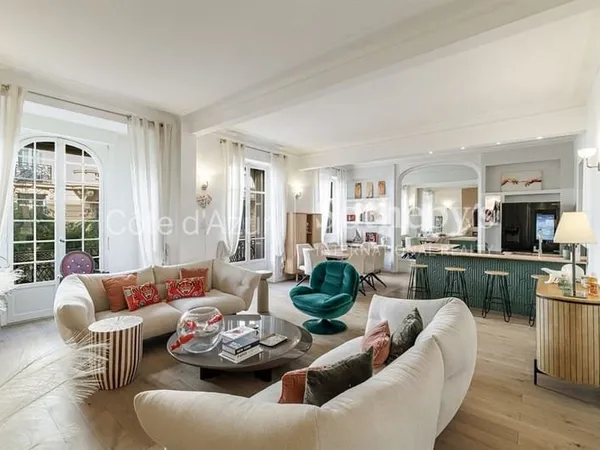 Nice Carré d'Or appartement rénové 109 m² proche Promenade des A