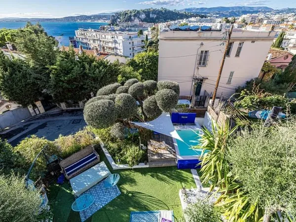 Nice - Franck Pilatte - Magnifique appartement villa avec bassin et garage