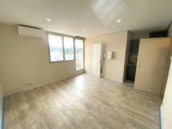 Bureau 23 m²