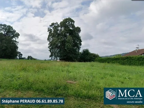 Terrain 648 m²