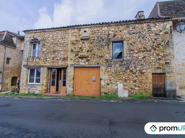 Maison en pierres avec jardin de 170 m²